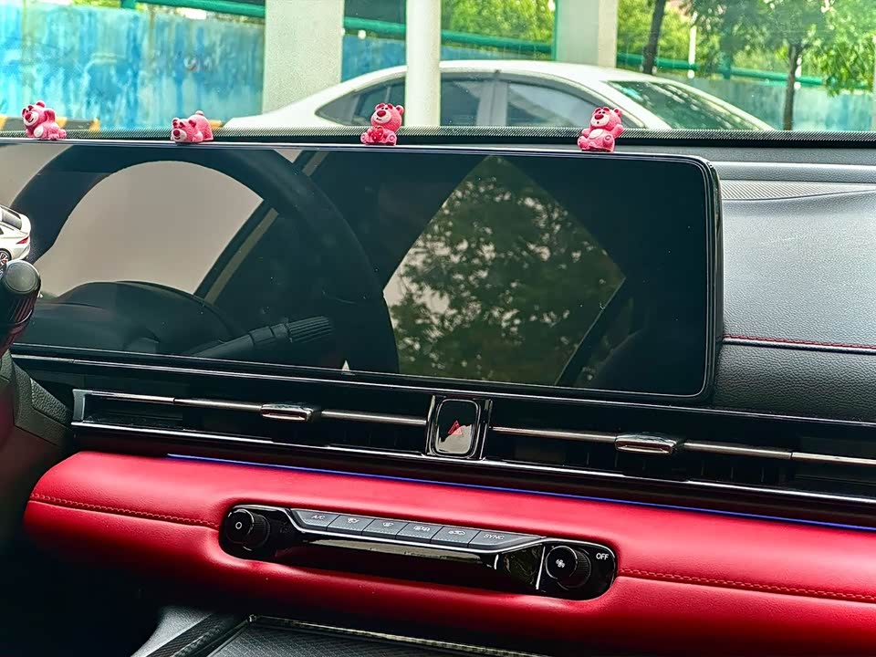 Trumpchi Shadow Leopard