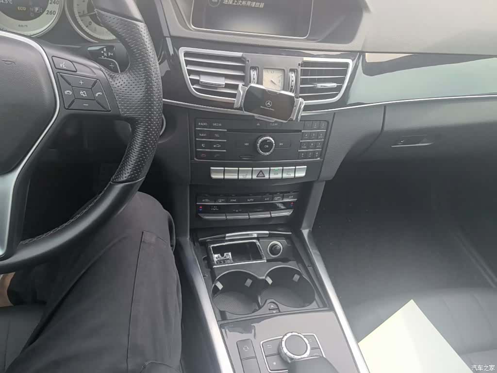 Mercedes-Benz E-Class, 2015 9