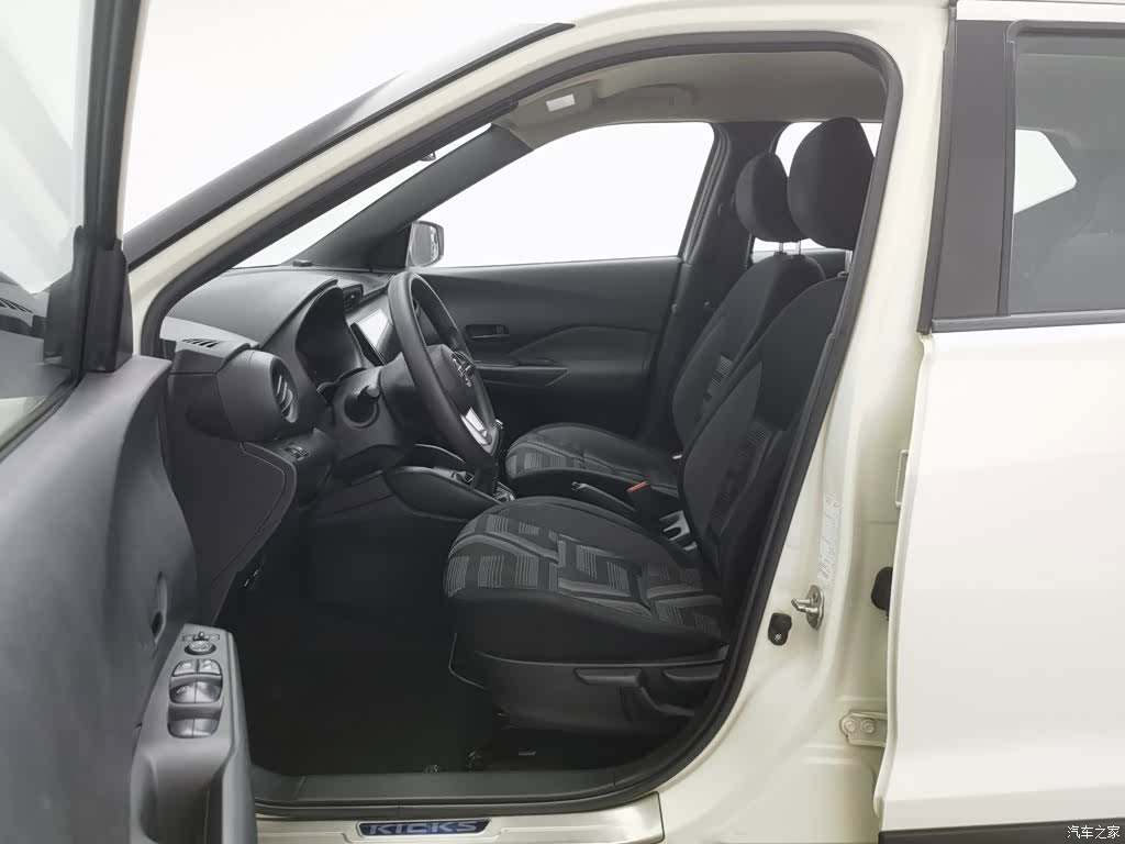 Nissan Kicks, 2018 10