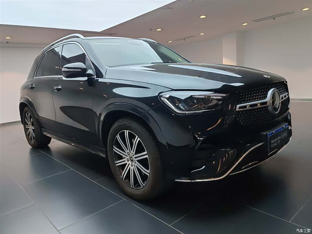 Mercedes-Benz GLE, 2025 2