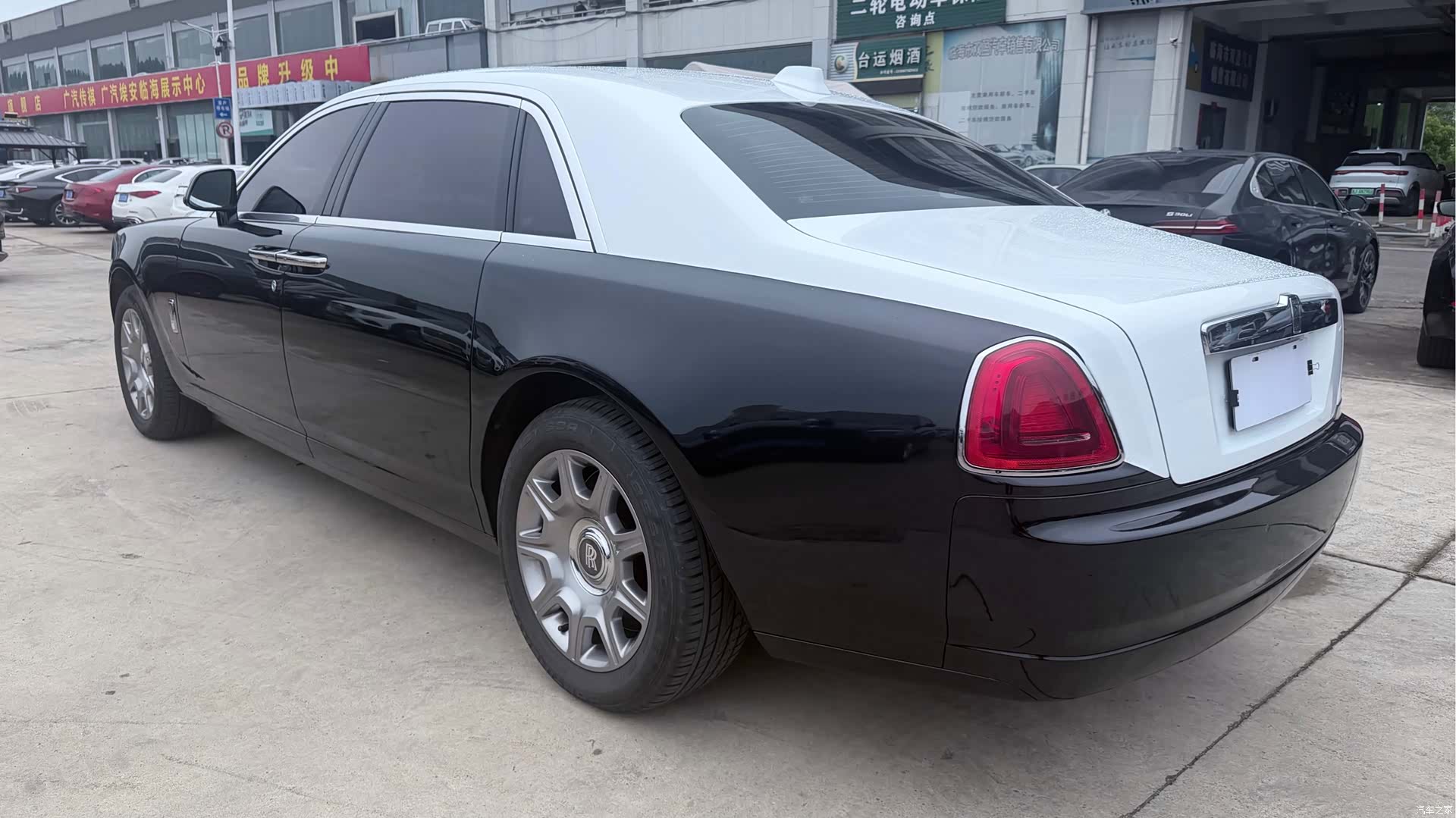 Rolls-Royce Ghost, 2020 9
