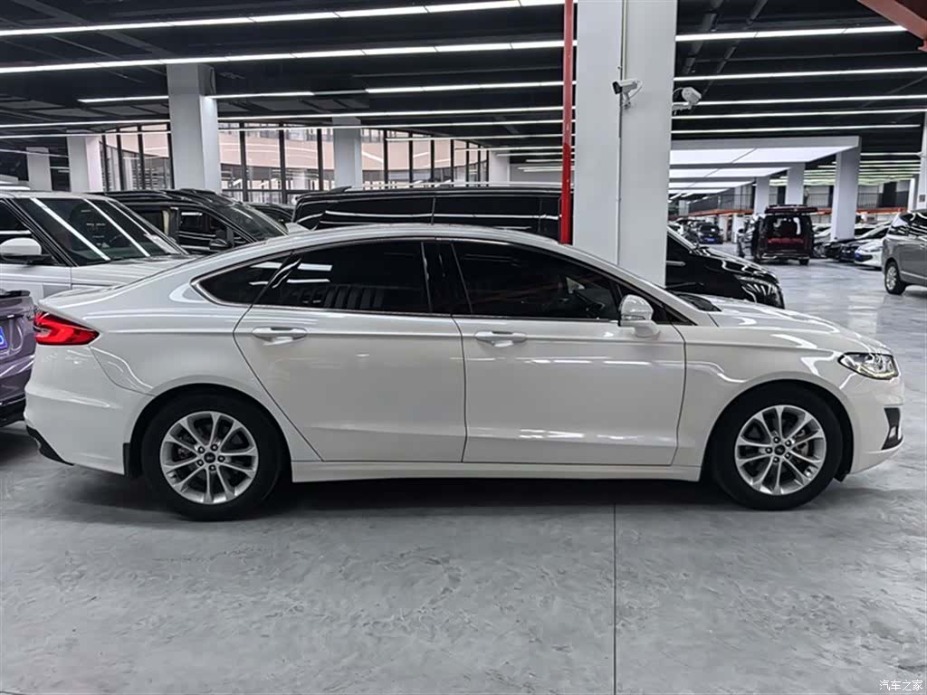 Ford Mondeo, 2019 4