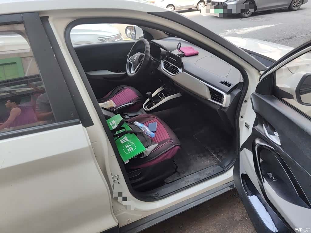 Wuling 510, 2017 22