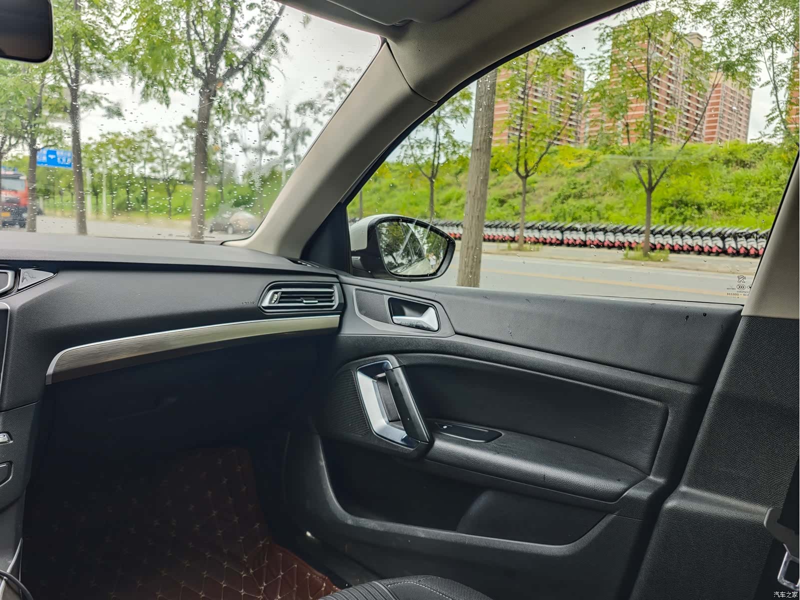Peugeot 408, 2016 13