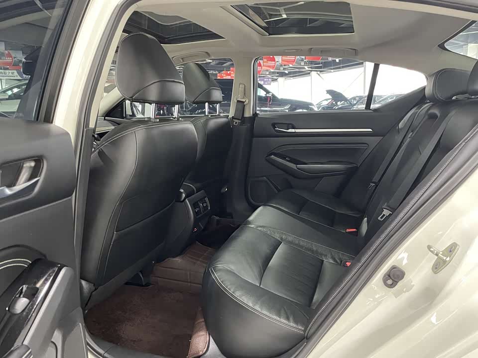 Nissan Teana Nissan Teana