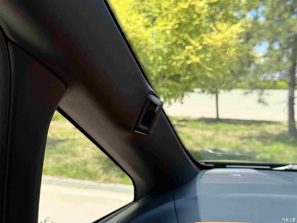 Trumpchi M8, 2026 28