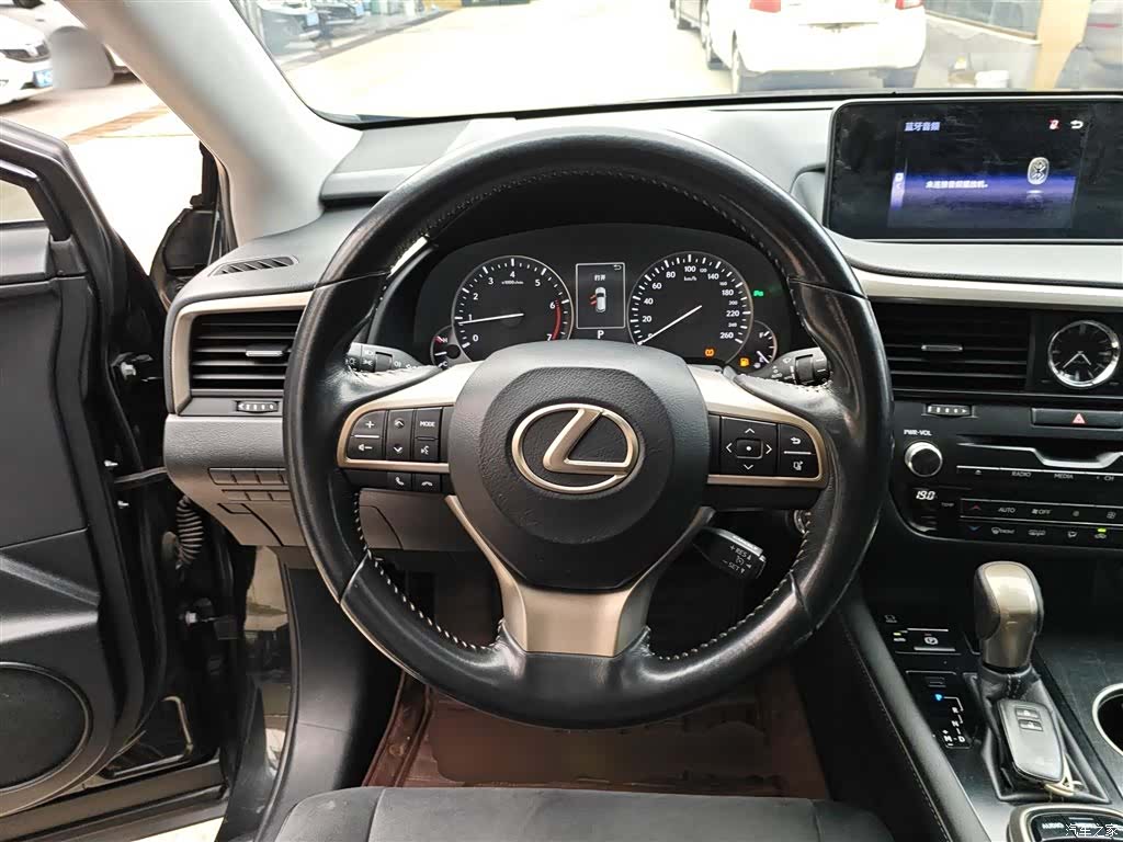 Lexus RX, 2016 11
