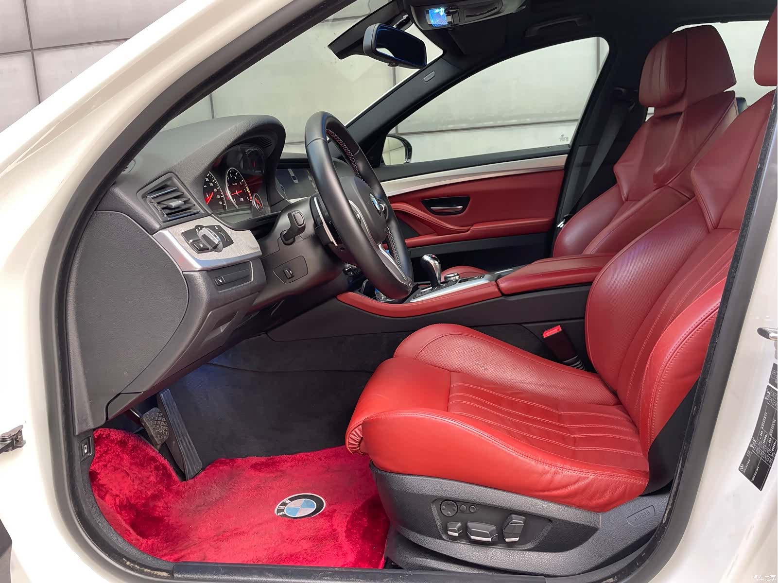BMW M5, 2012 9