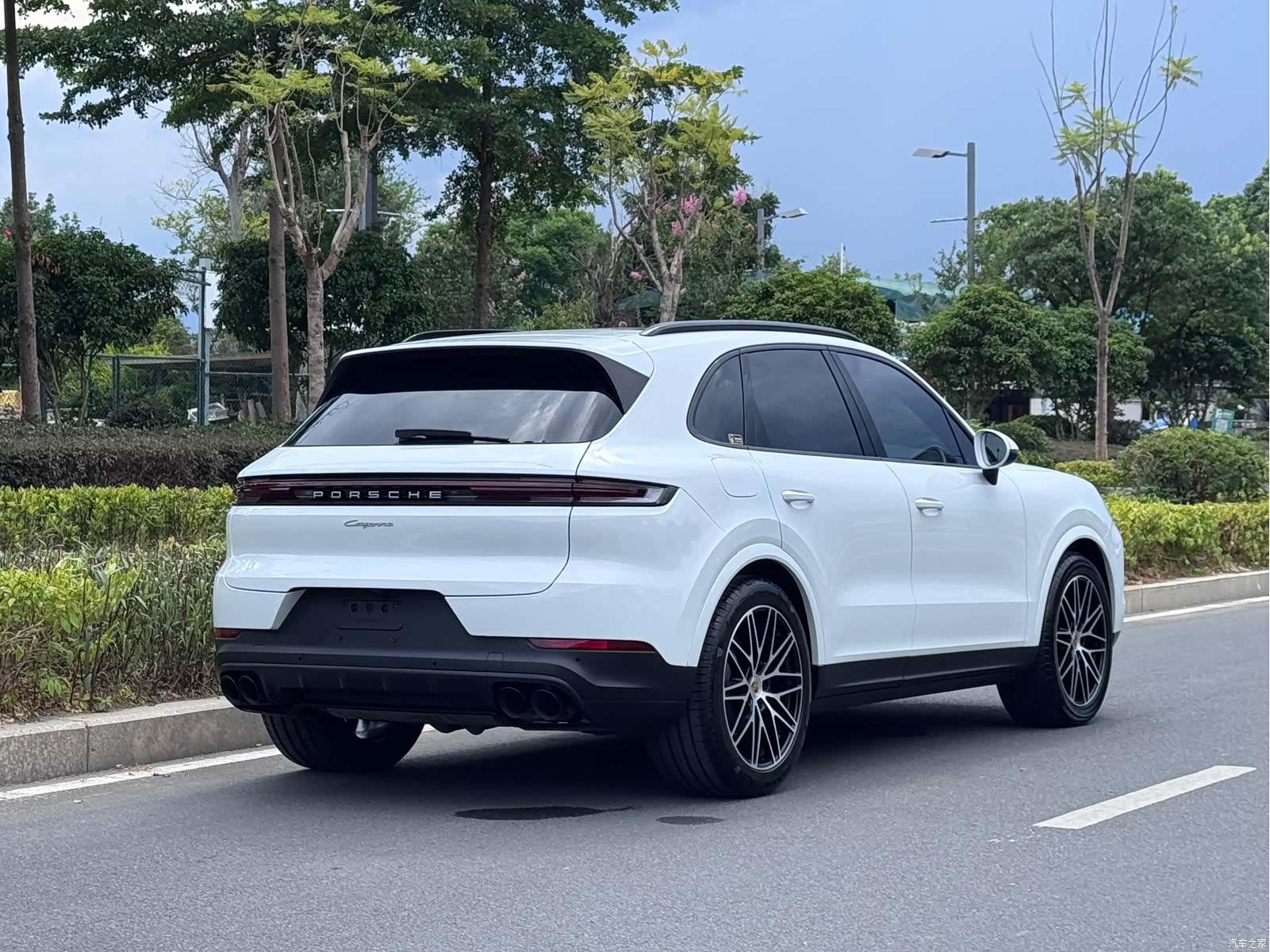 Porsche Cayenne, 2024 15
