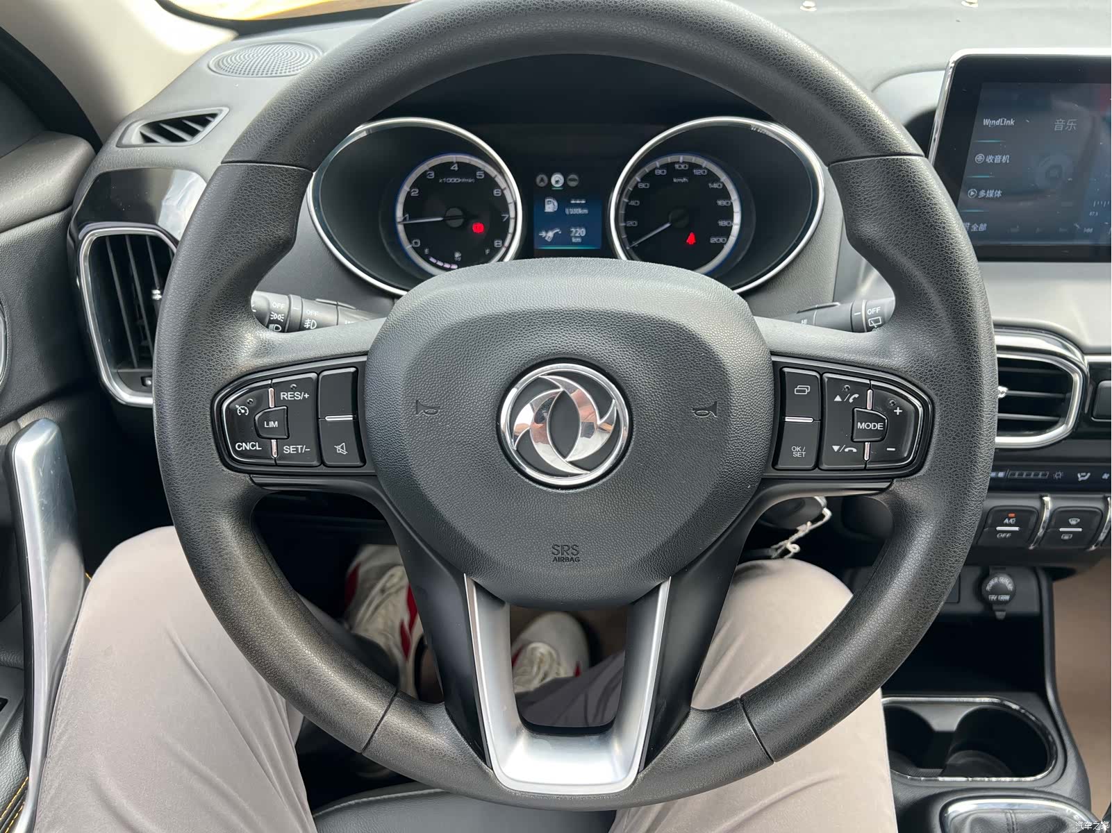 DongFeng AX4, 2018 7