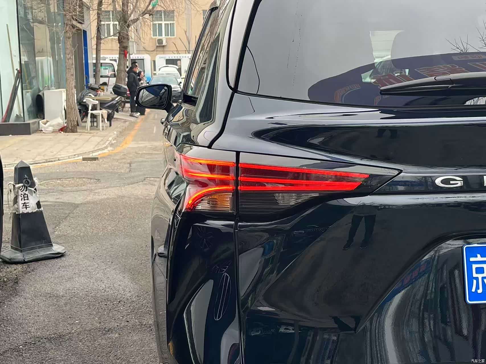 Toyota Granvia, 2023 8