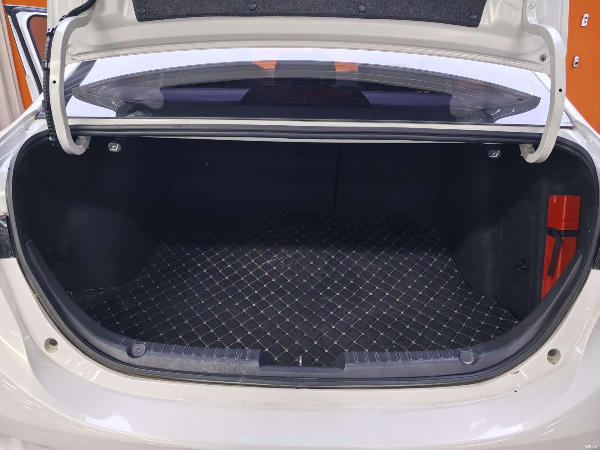 Mazda Mazda3, 2018 15