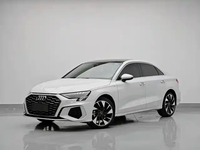 Audi A3 2023 — купить из Китая под заказ