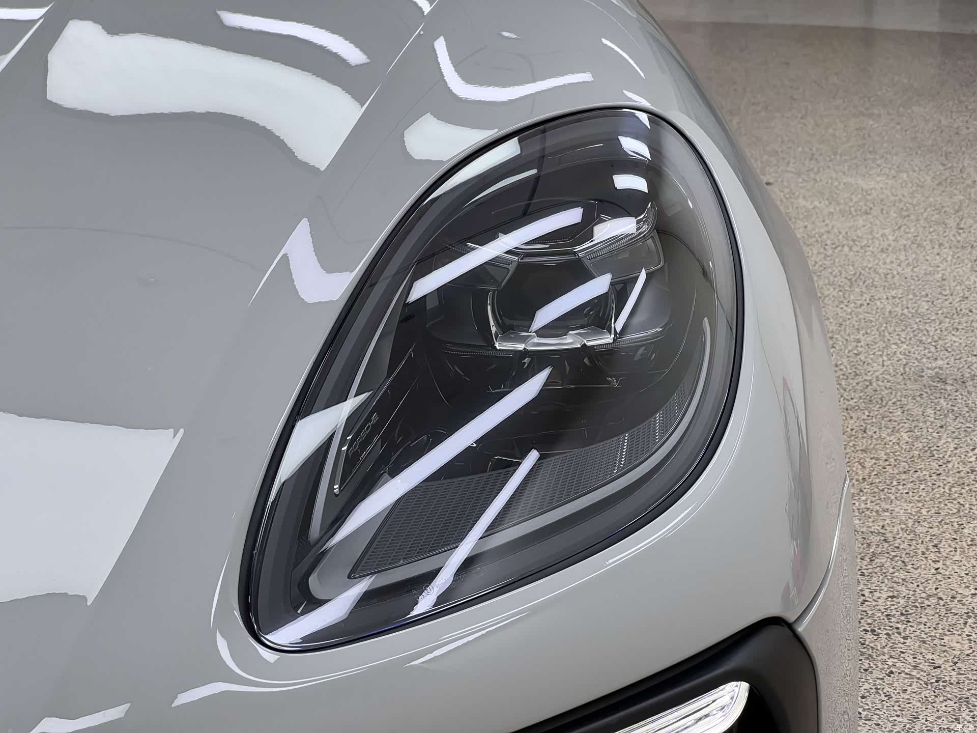 Porsche Macan, 2024 10