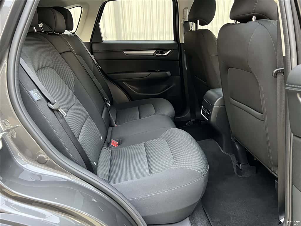 Mazda CX-5, 2025 18