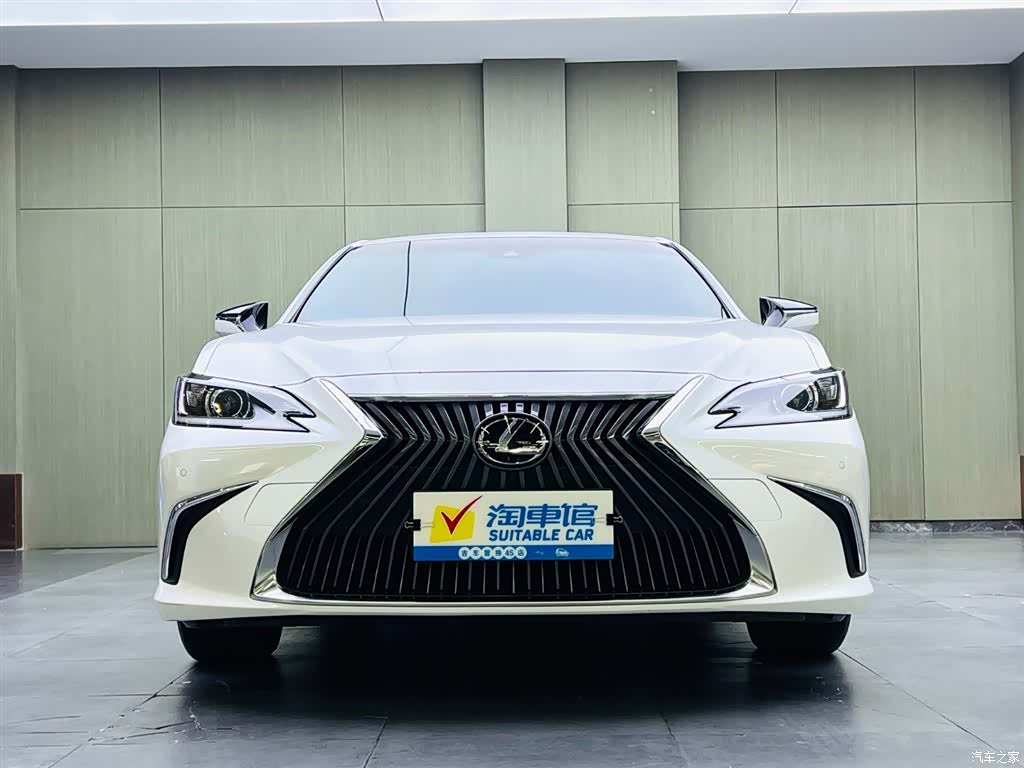 Lexus ES, 2020 2