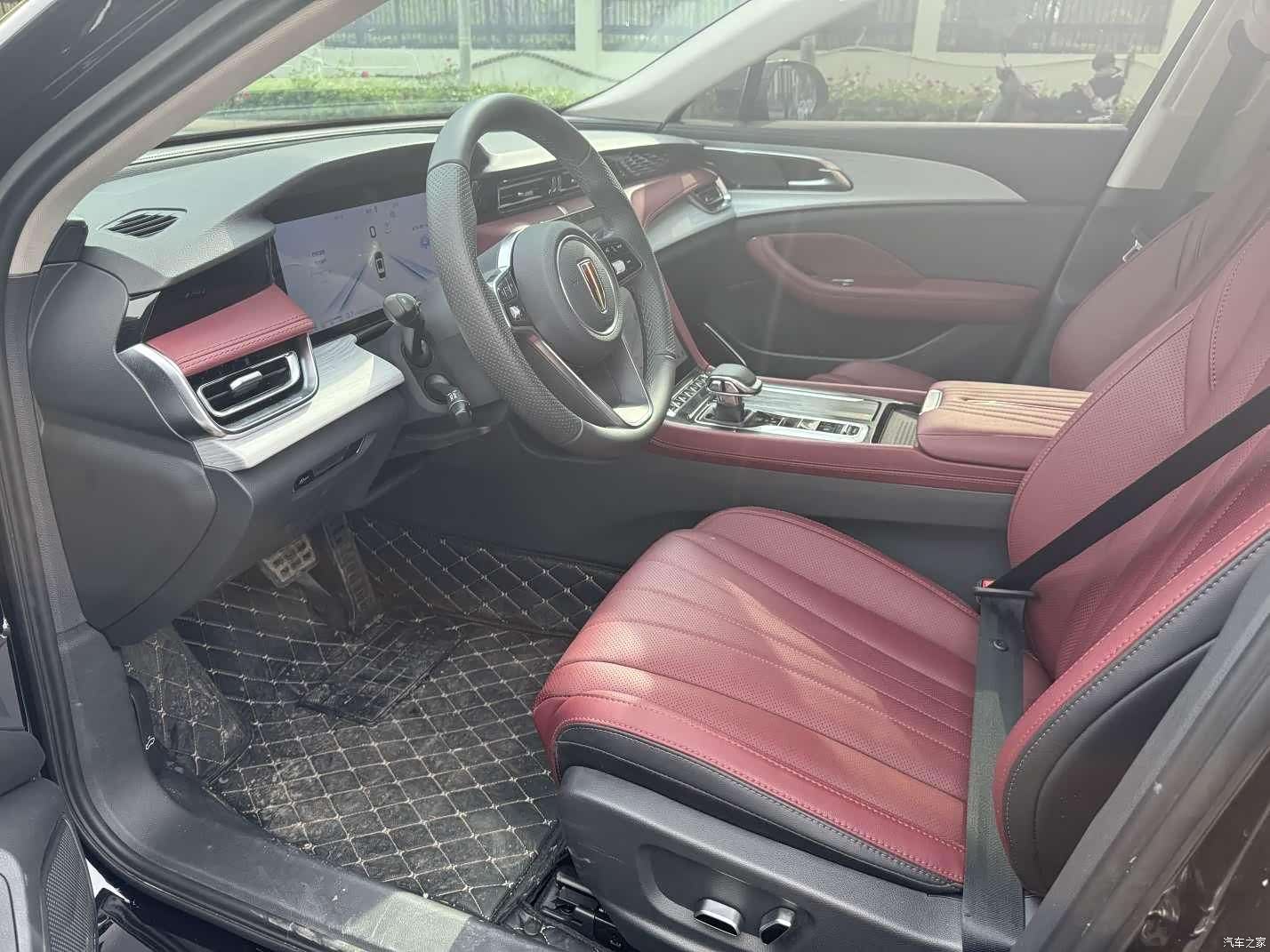 Hongqi H5, 2024 4