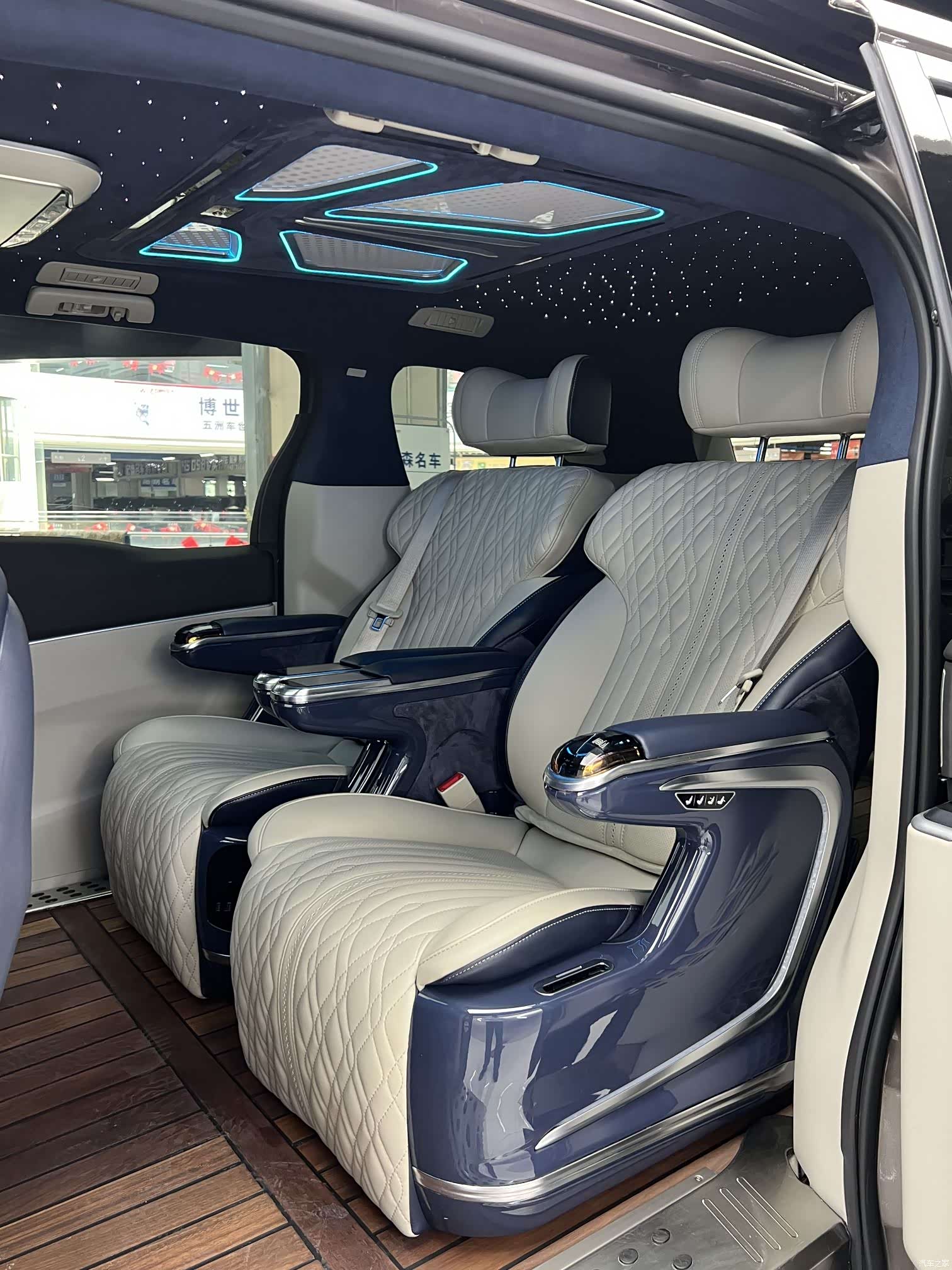 Buick GL8, 2021 9