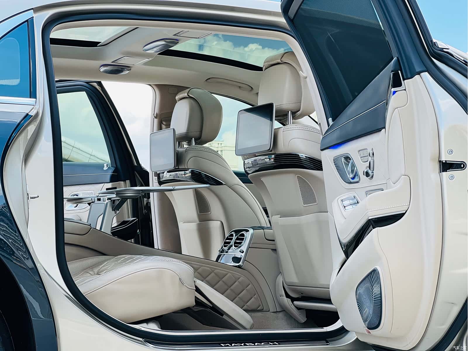 Maybach S-Class, 2019 7