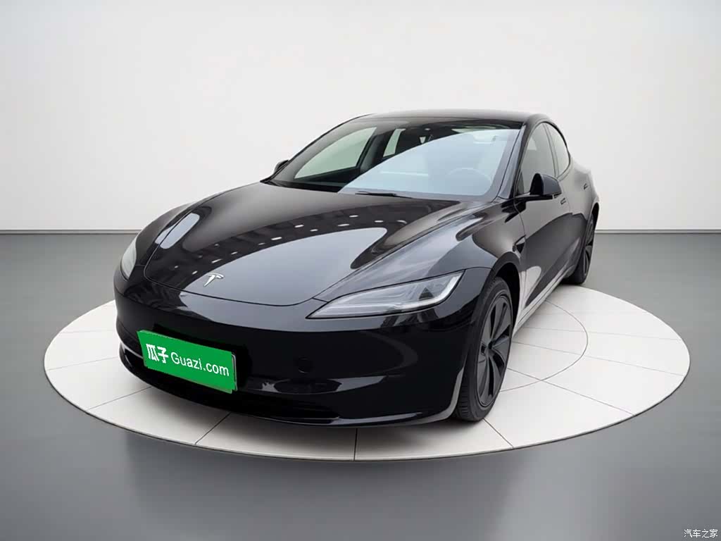Tesla Model 3, 2023 1
