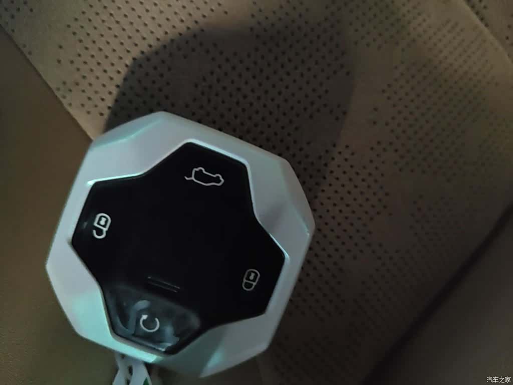 Jetour Traveller, 2024 9