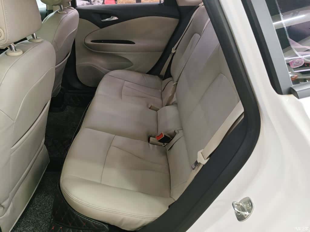 Buick Verano, 2018 17