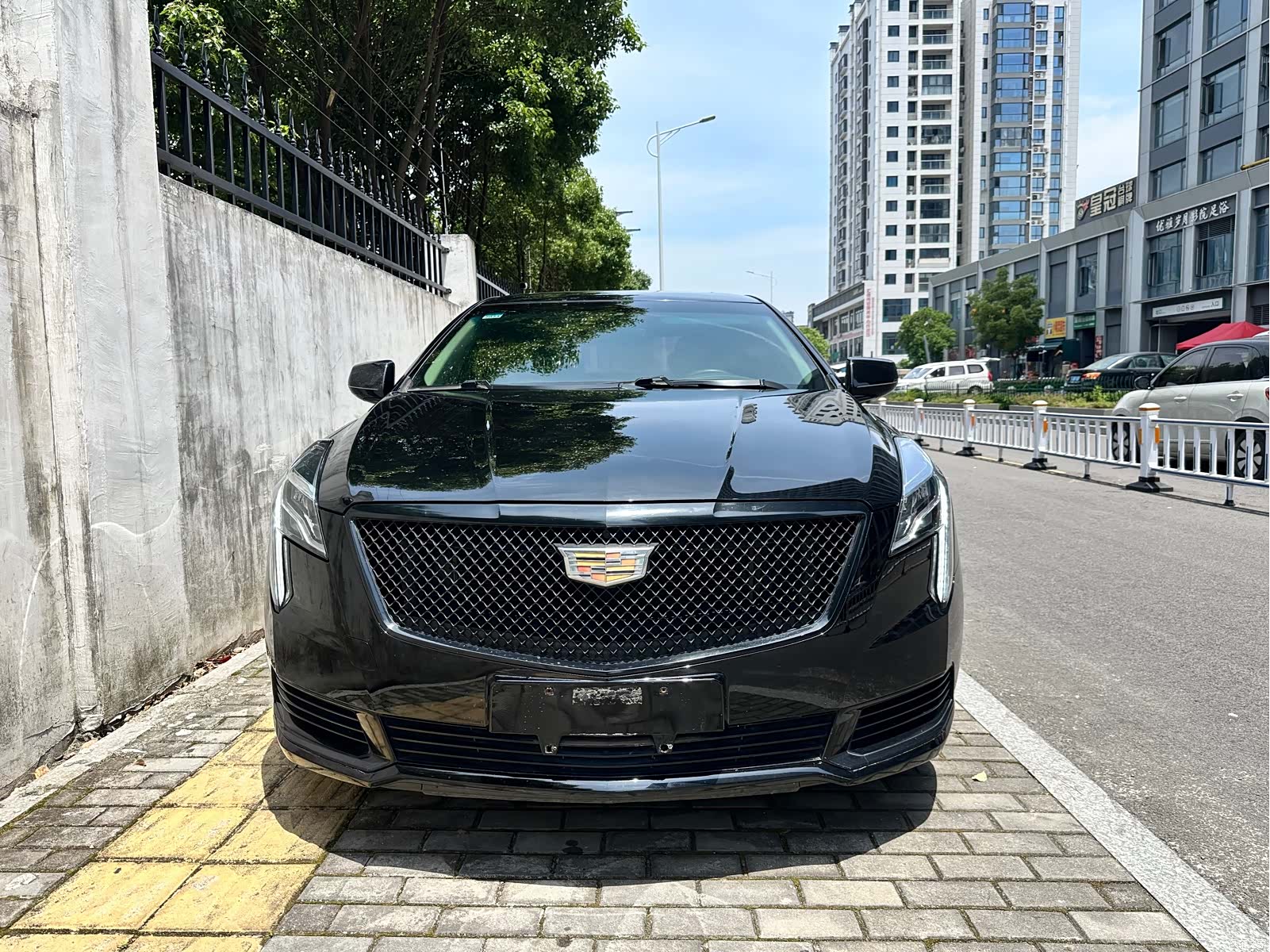 Cadillac XTS
