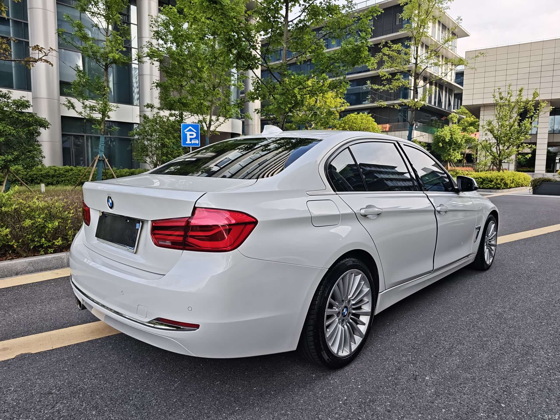 BMW 3 Series, 2018 8