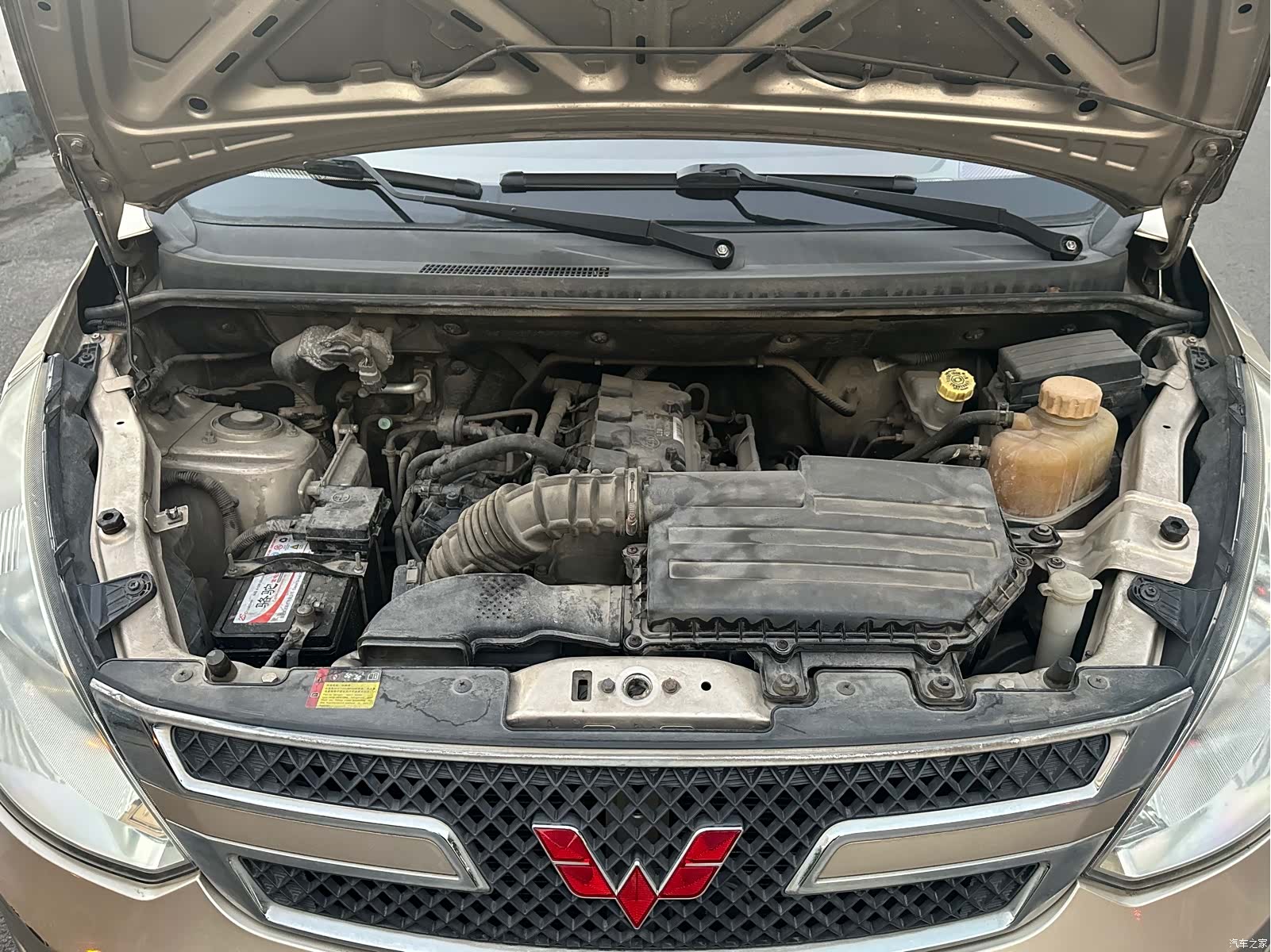 Wuling V, 2017 6