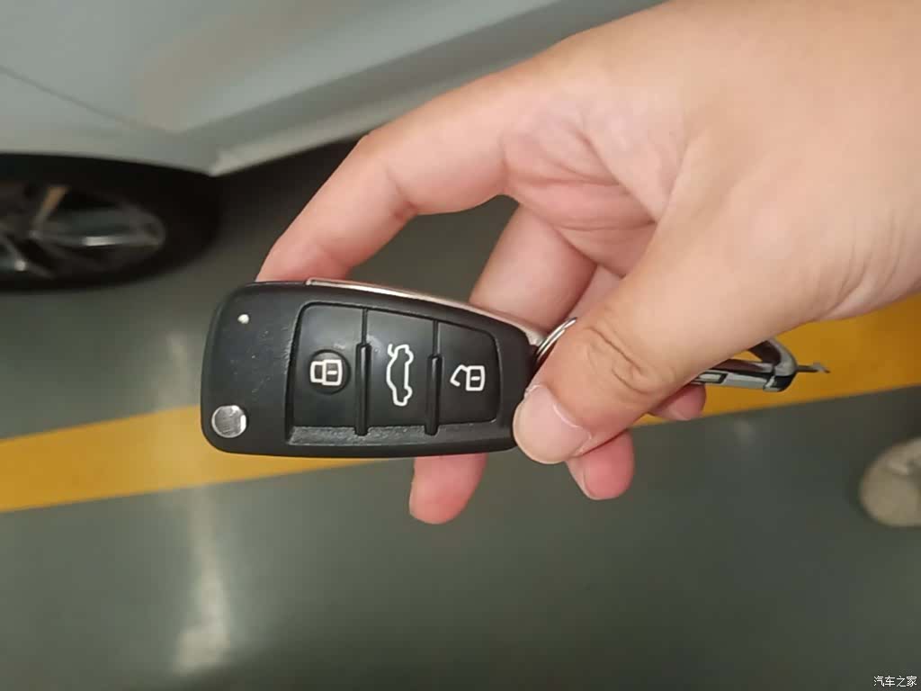 Audi Q3, 2018 9