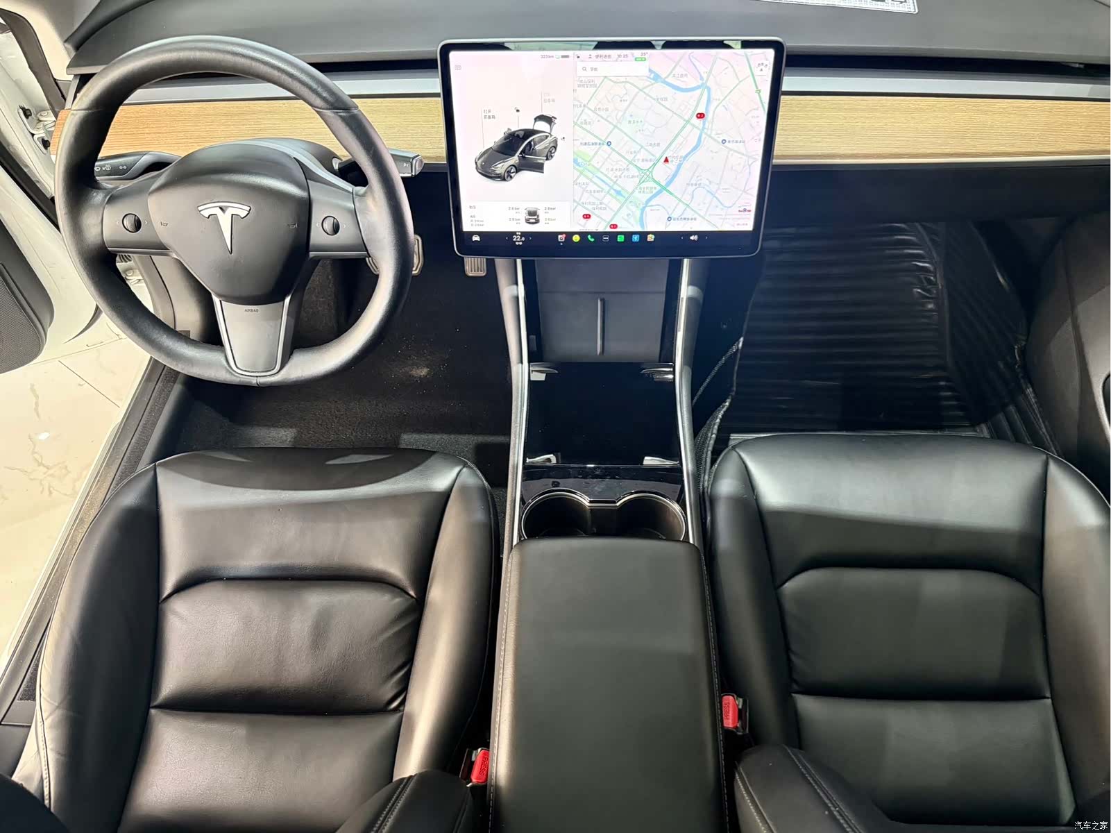 Tesla Model 3, 2020 12