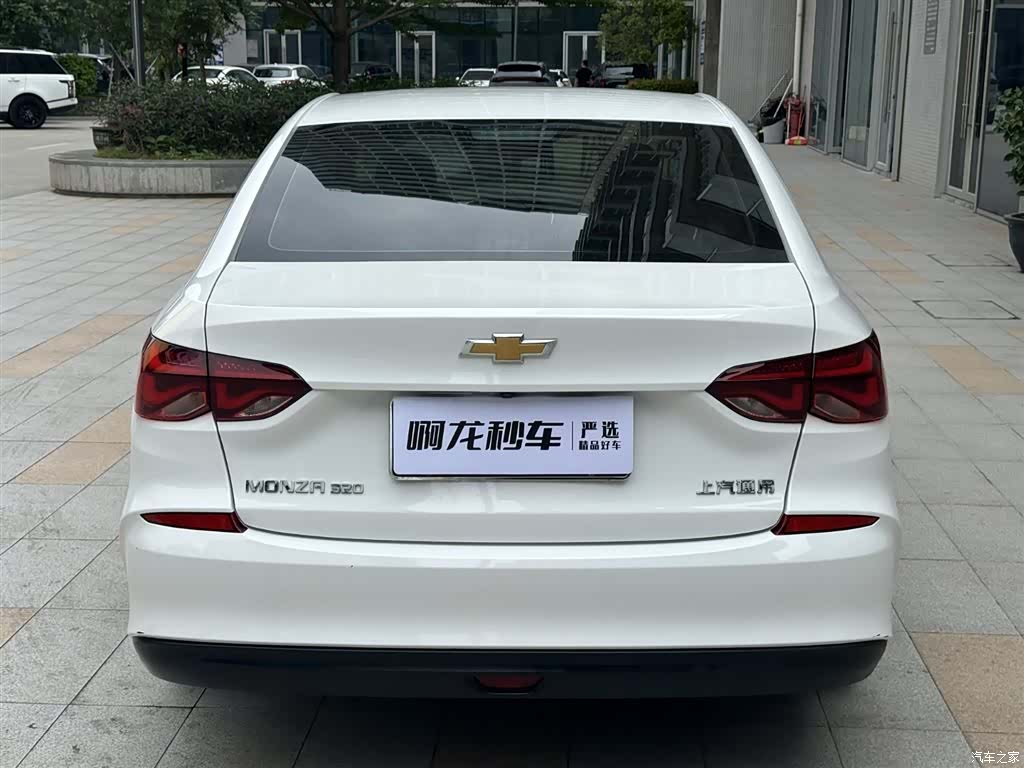 Chevrolet 320, 2022 все фото