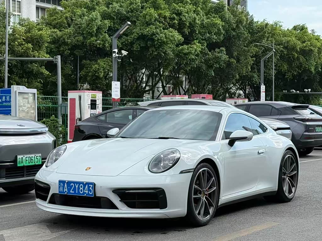 Porsche 911