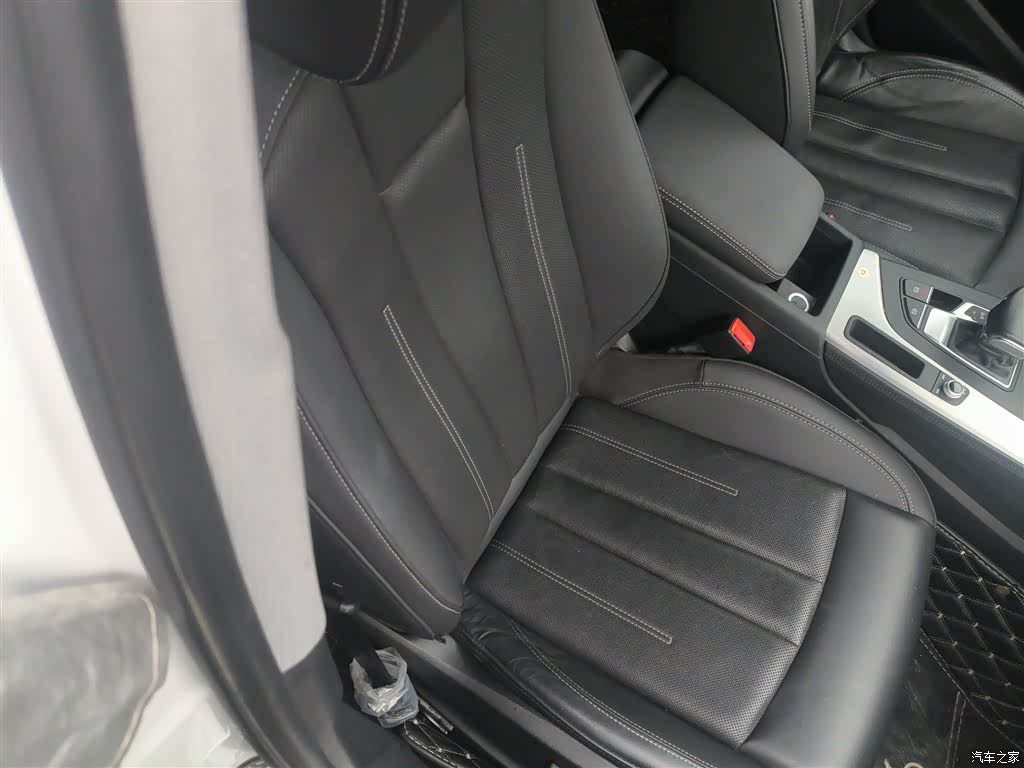 Audi A4L, 2021 25