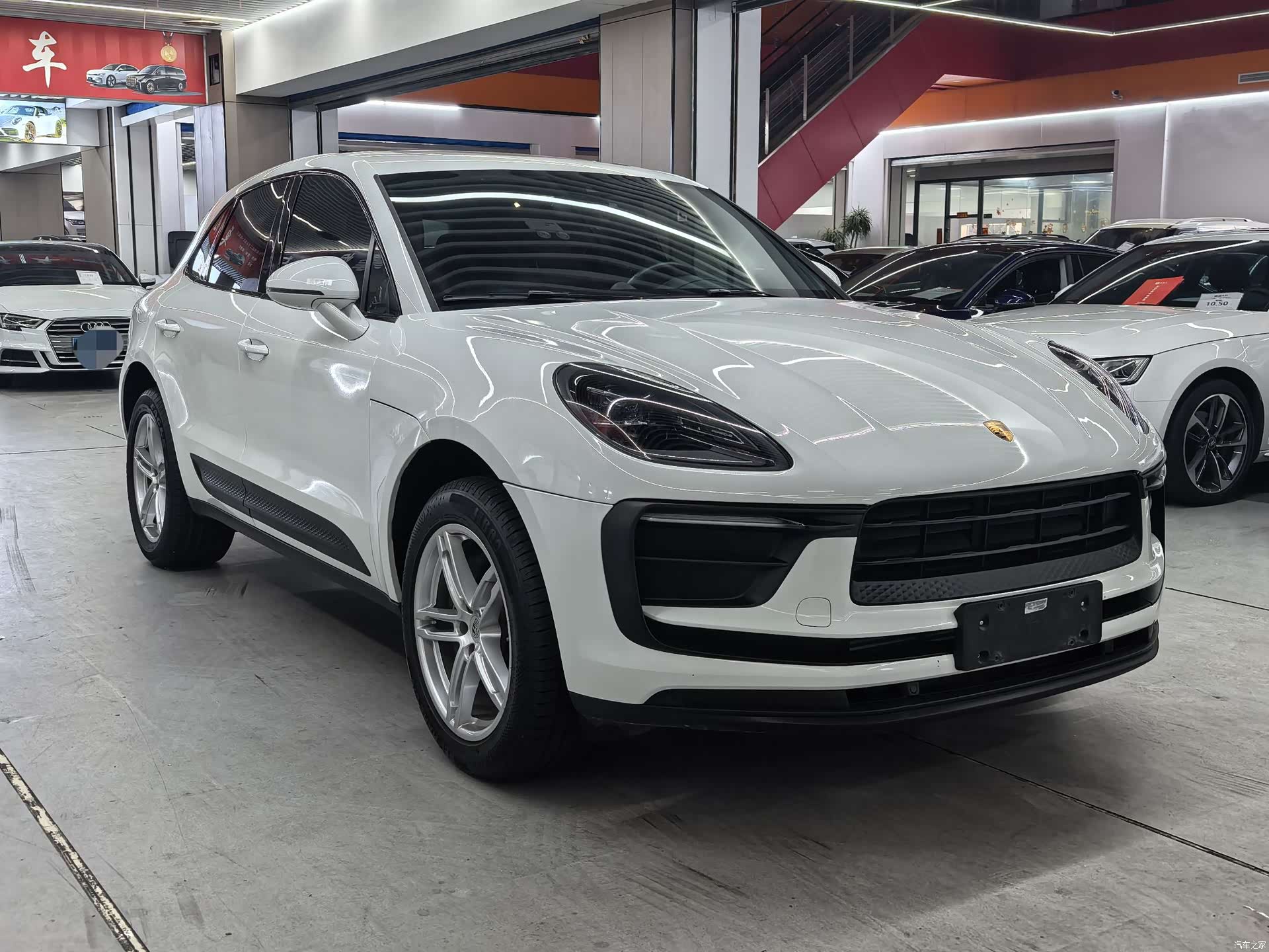 Porsche Macan, 2022 3