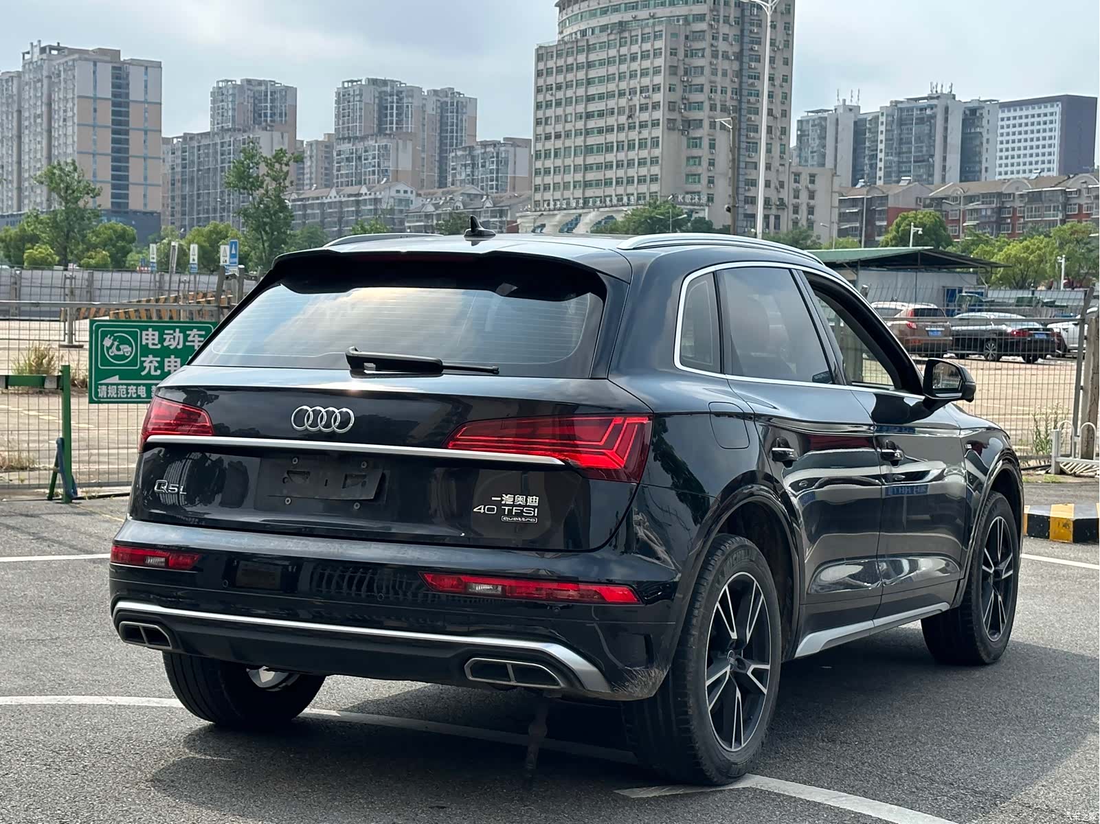 Audi Q5L, 2022 8