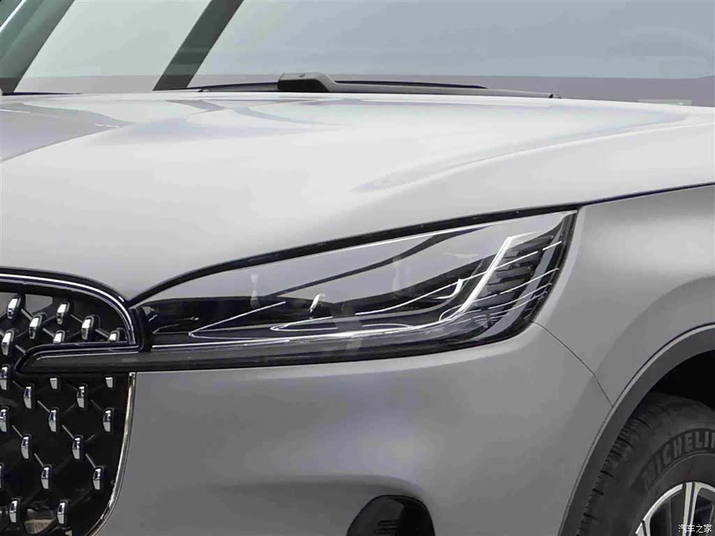 Lincoln Aviator, 2024 3
