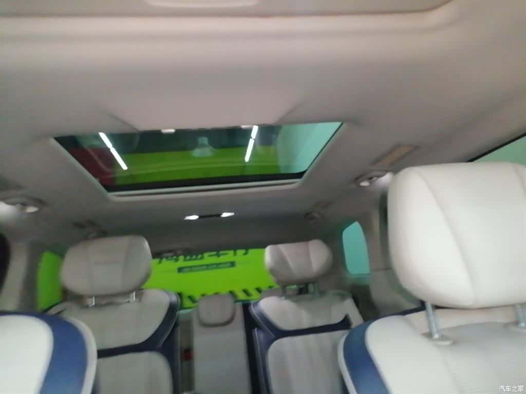 Roewe iMAX8, 2021 18