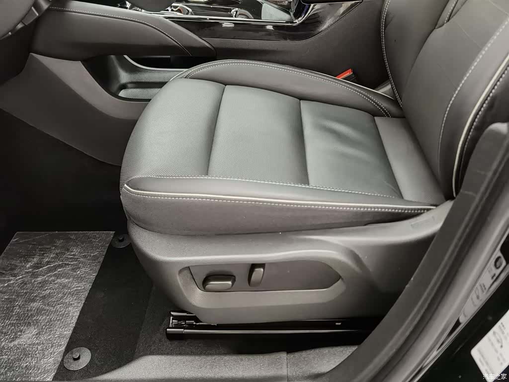 Buick Envision Plus, 2025 20