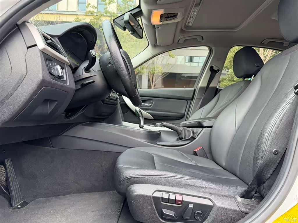 BMW 3 Series, 2015 все фото