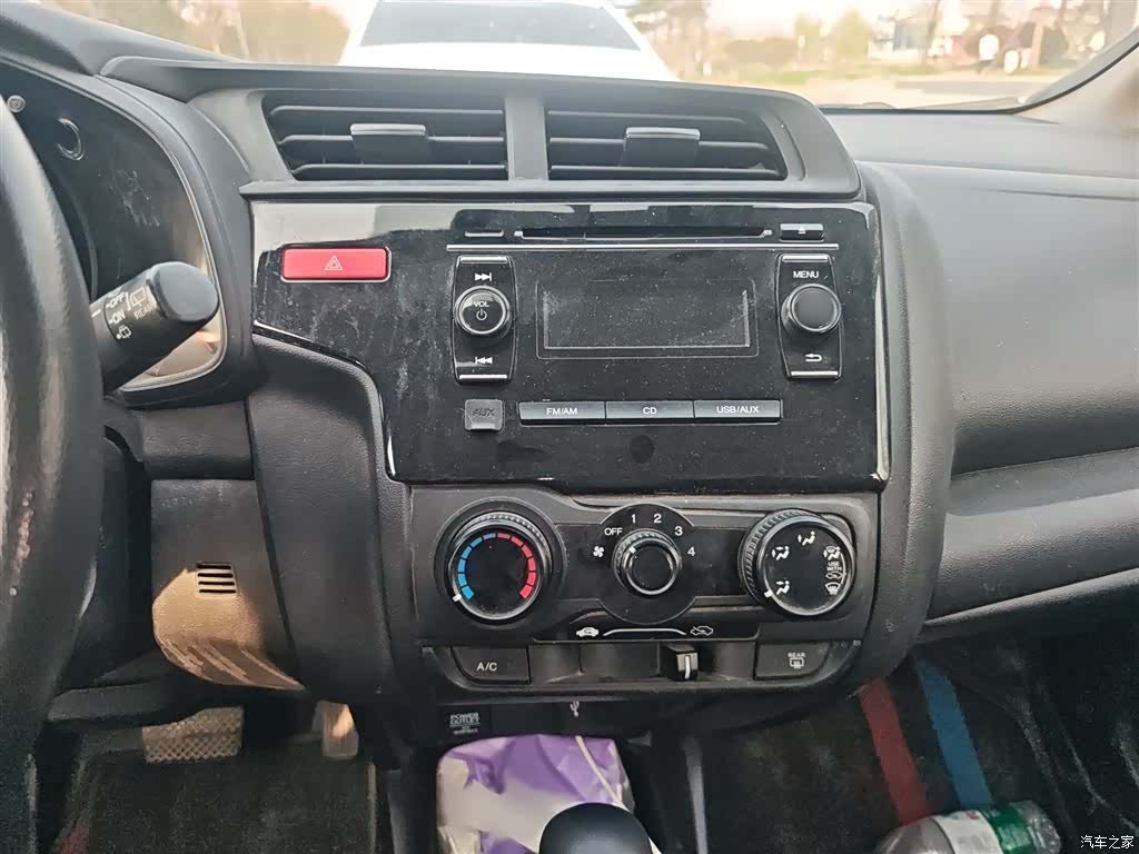 Honda Fit, 2016 6