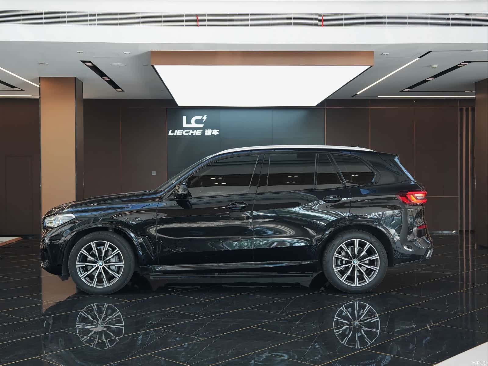 BMW X5, 2021 3