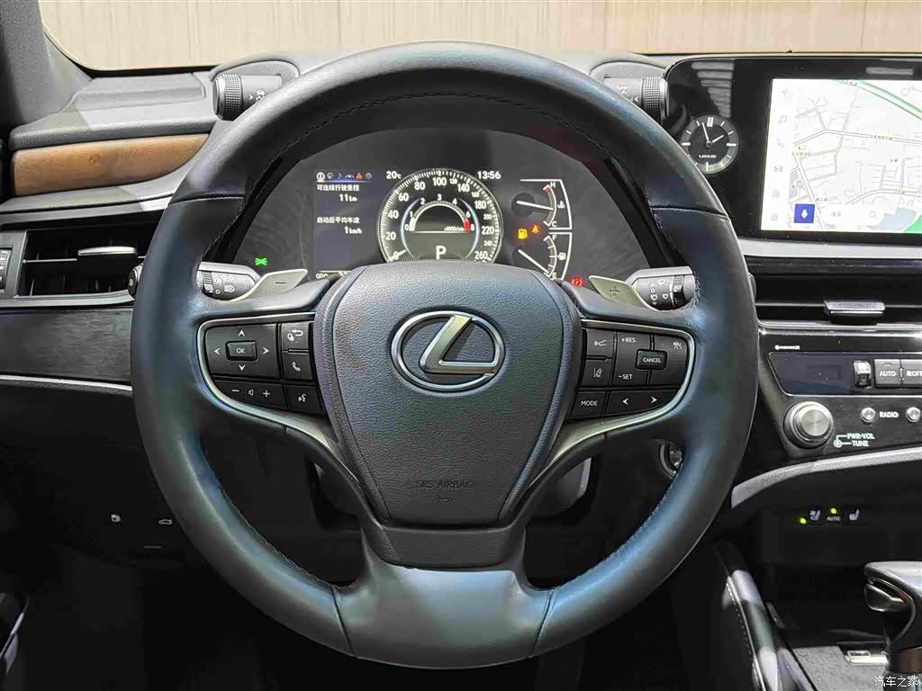 Lexus ES, 2024 22