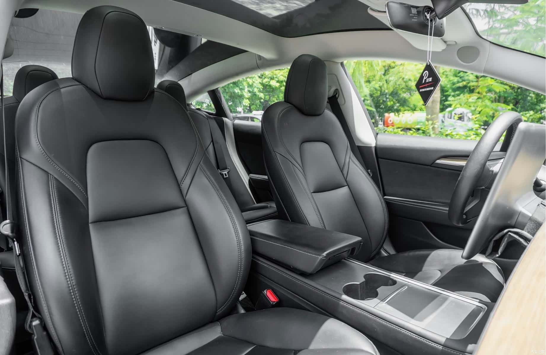 Tesla Model 3, 2023 14
