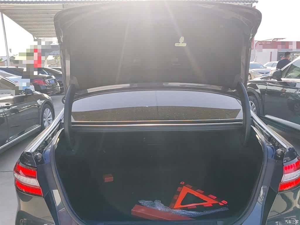 Ford Taurus, 2021 19