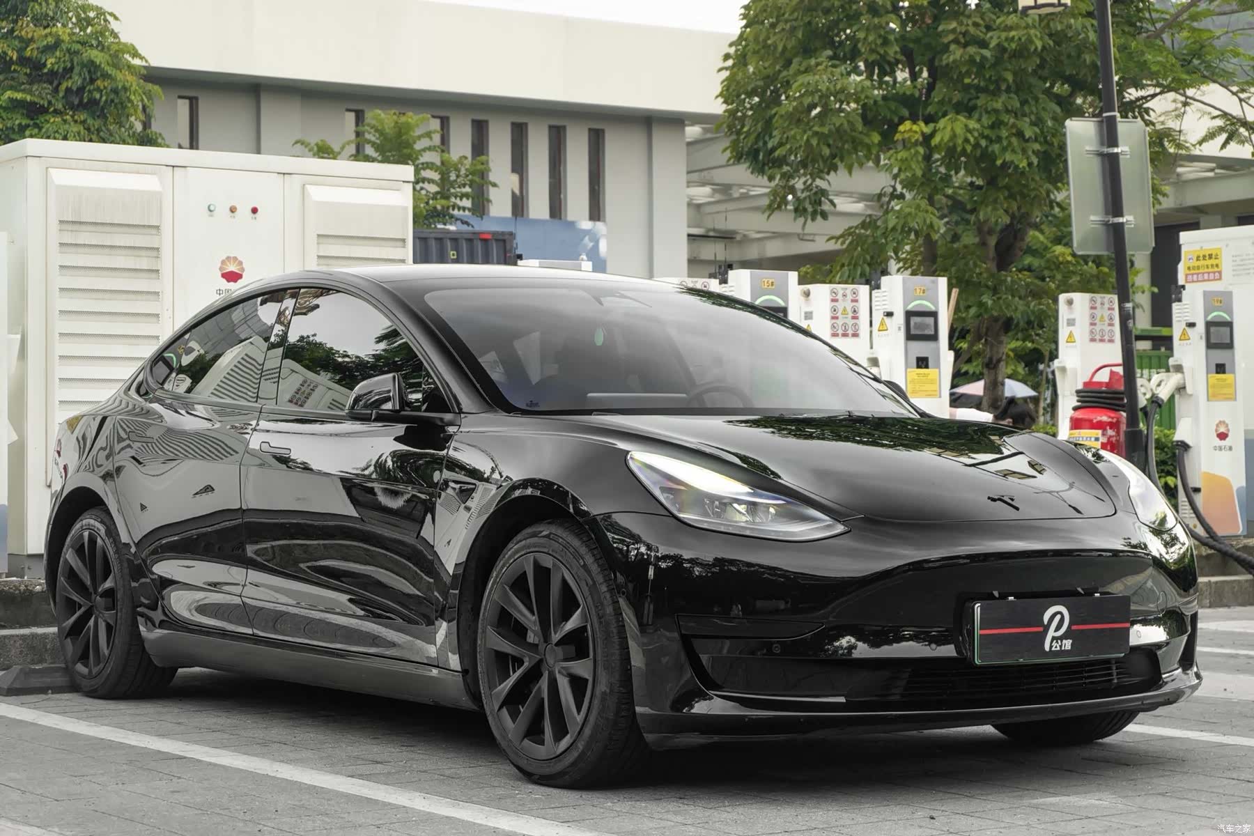 Tesla Model 3, 2023 1