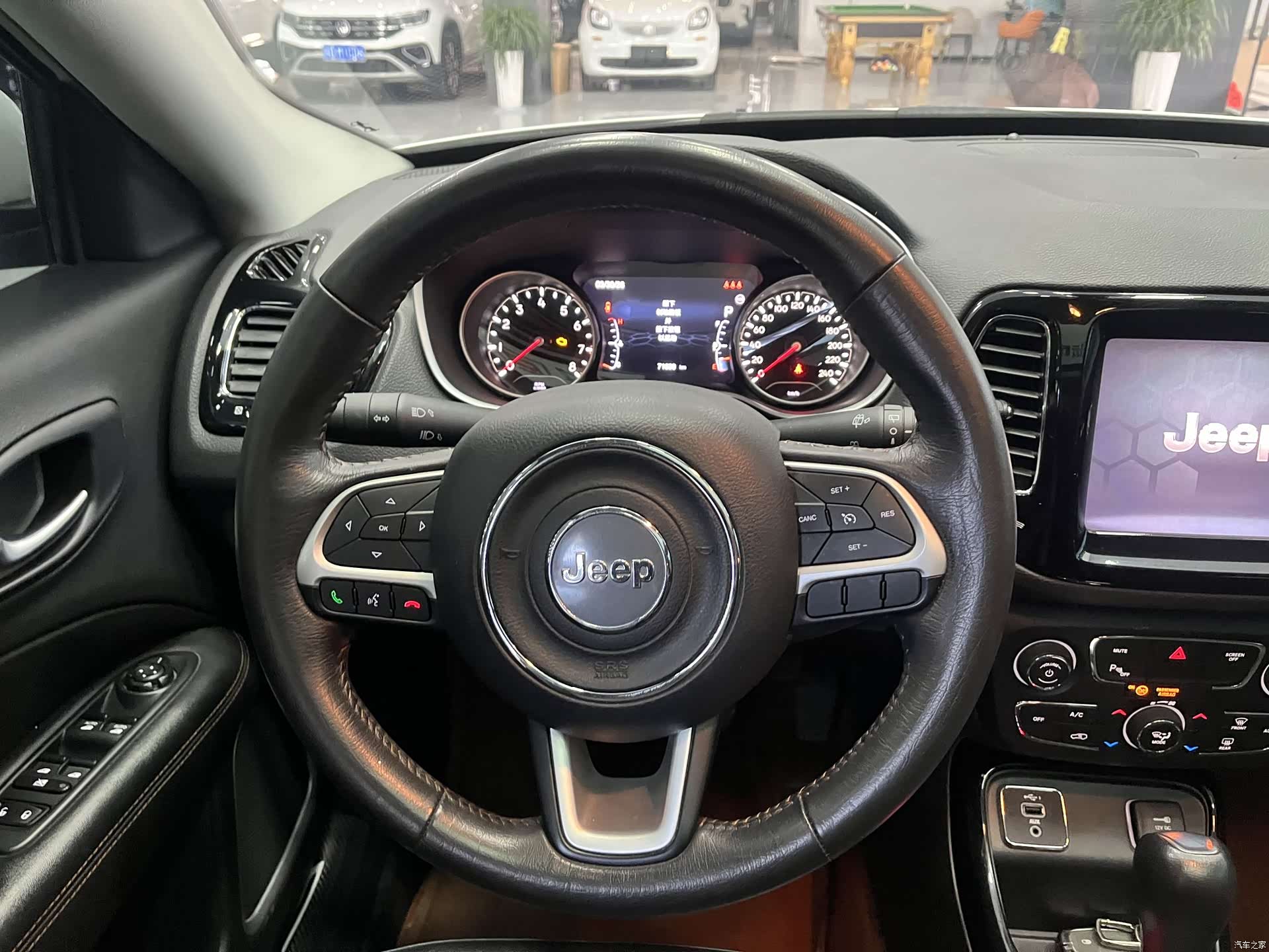 Jeep Compass, 2020 11
