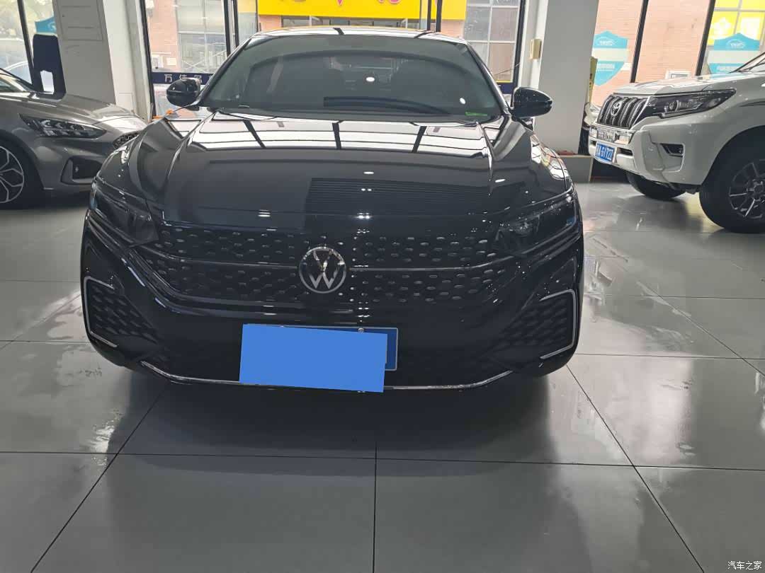 Volkswagen Passat, 2024 2
