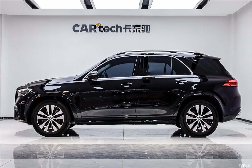 Mercedes-Benz GLE, 2023 3