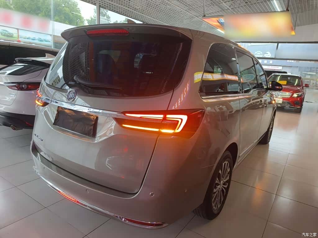Buick GL8, 2022 7